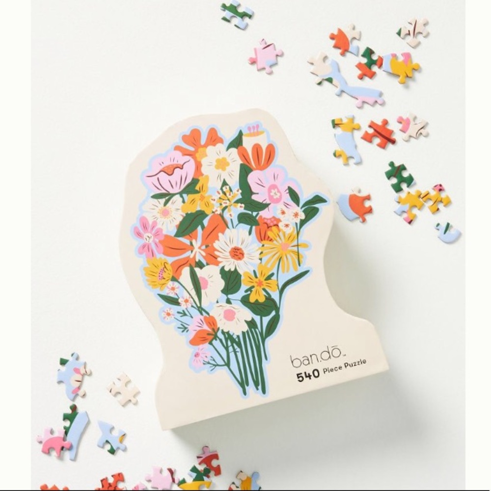 Anthropologie bouquet of flowers puzzle!